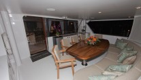 Yacht LOOSE ENDS -  Aft Deck Dining